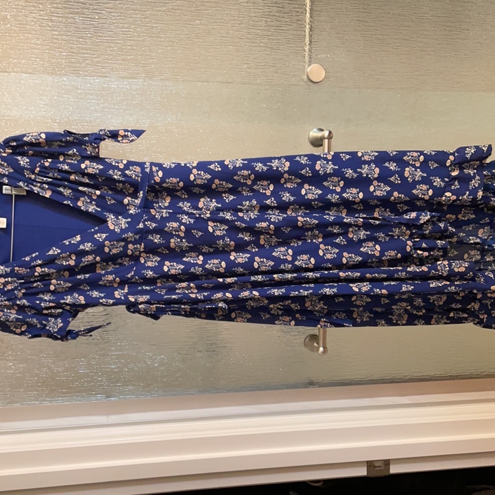 Floral wrap dress.